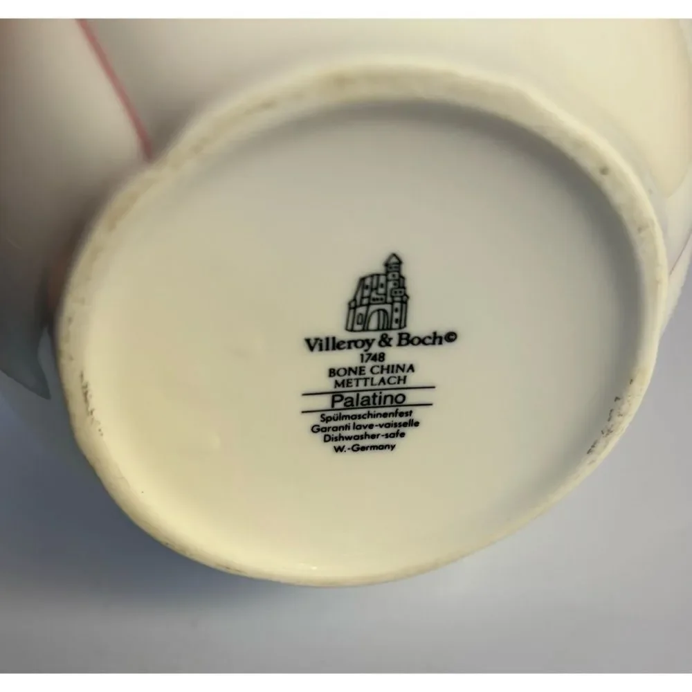 Villeroy & Boch Palatino Small Vase in White ~ Excellent